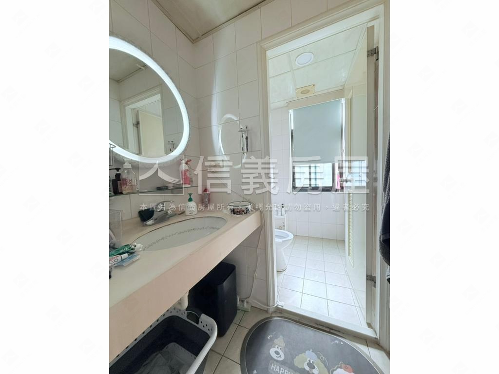 東山旁大氣邊間豪墅房屋室內格局與周邊環境