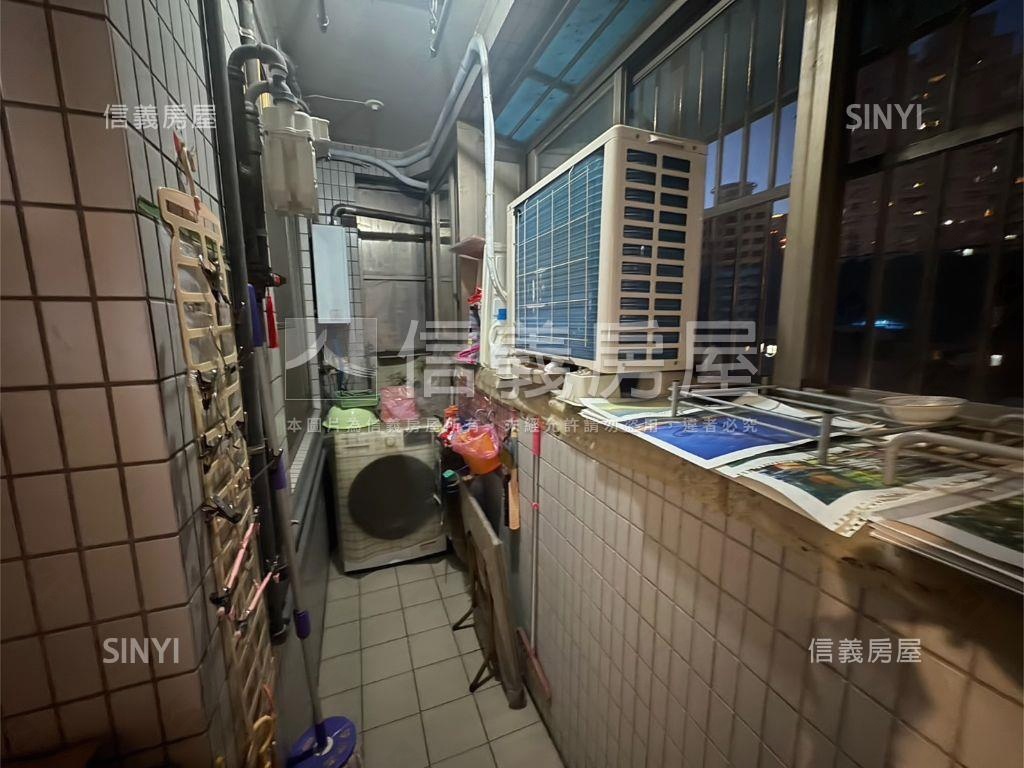 國際福星一房一廳美宅房屋室內格局與周邊環境