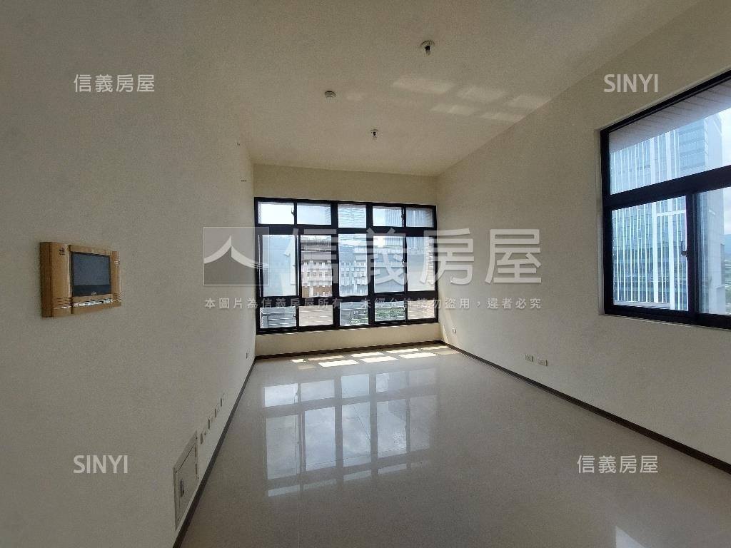 展覽館雙捷小宅車位房屋室內格局與周邊環境