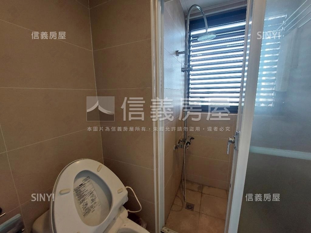 展覽館雙捷小宅車位房屋室內格局與周邊環境