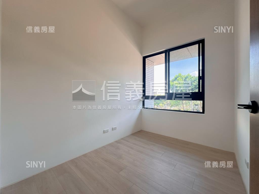 峰裕曦月２樓大露臺房屋室內格局與周邊環境