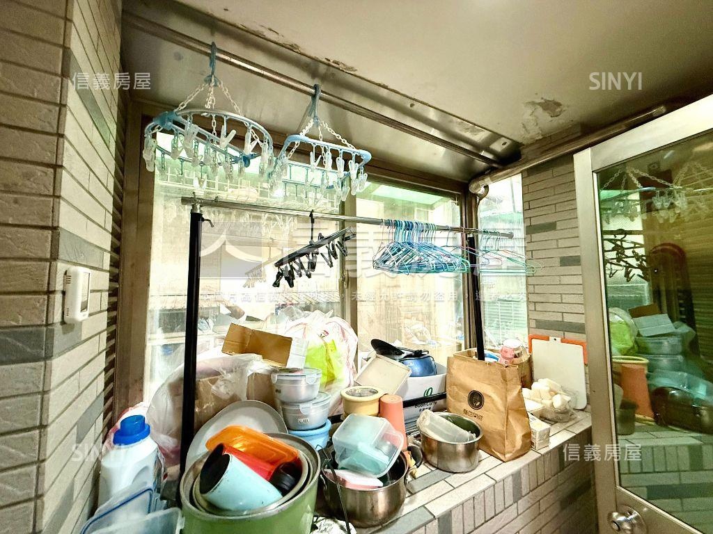 介壽學區美妝三樓房屋室內格局與周邊環境