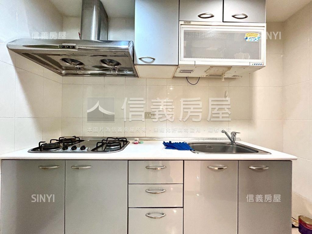 介壽學區美妝三樓房屋室內格局與周邊環境