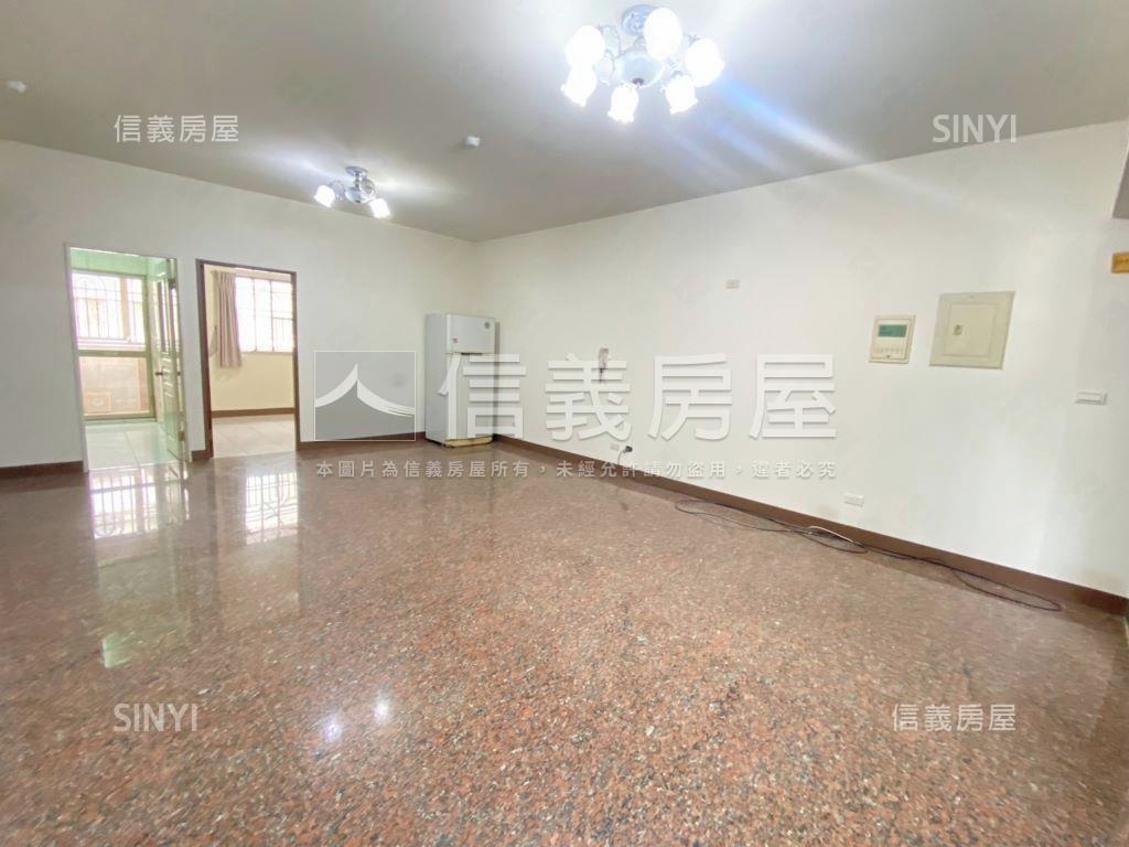 近高鐵採光３房大空間房屋室內格局與周邊環境