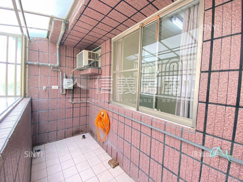 近高鐵採光３房大空間房屋室內格局與周邊環境