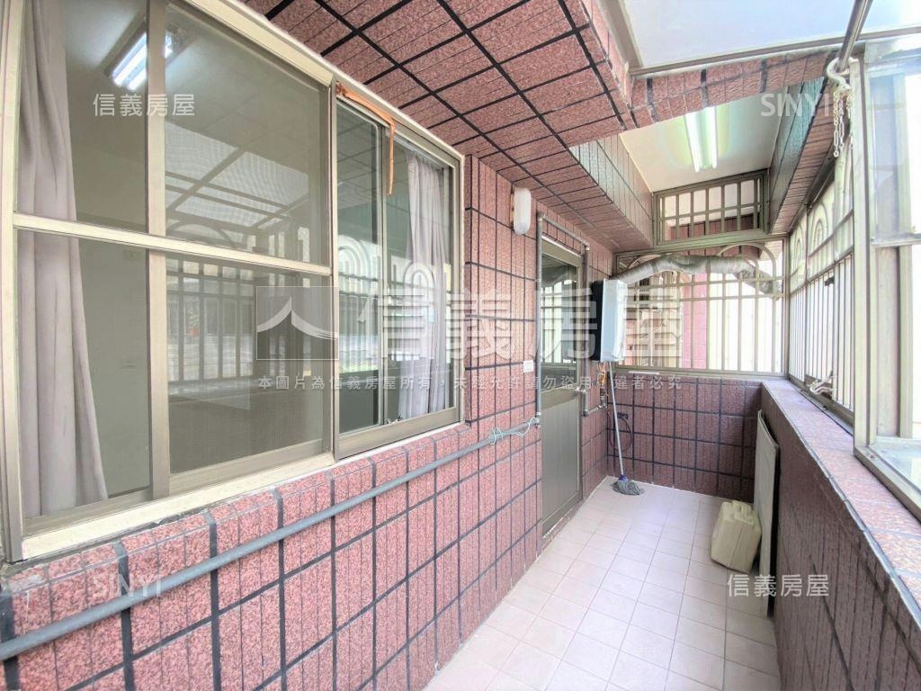 近高鐵採光３房大空間房屋室內格局與周邊環境