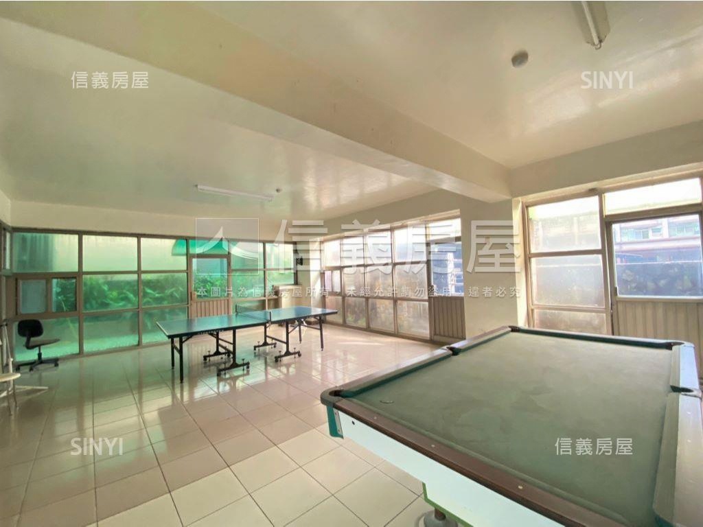 近高鐵採光３房大空間房屋室內格局與周邊環境