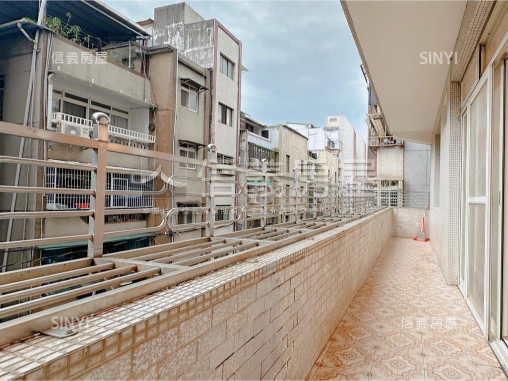 近大巨蛋光南公寓三房房屋室內格局與周邊環境