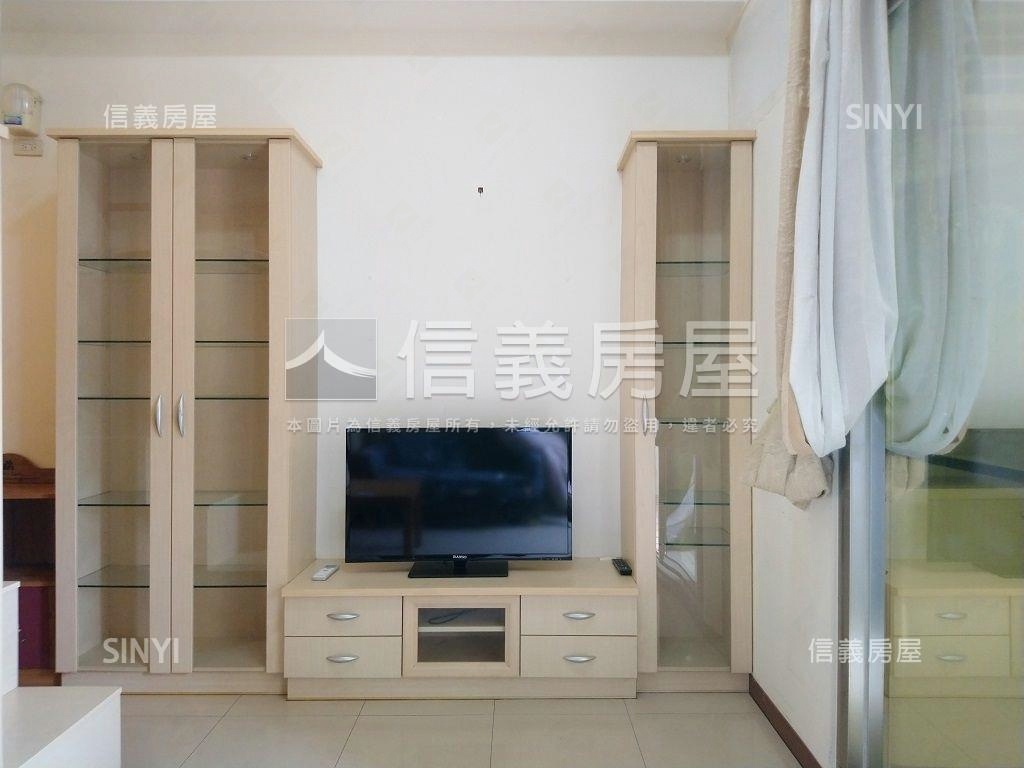 西門捷運挑高邊間採光美屋房屋室內格局與周邊環境