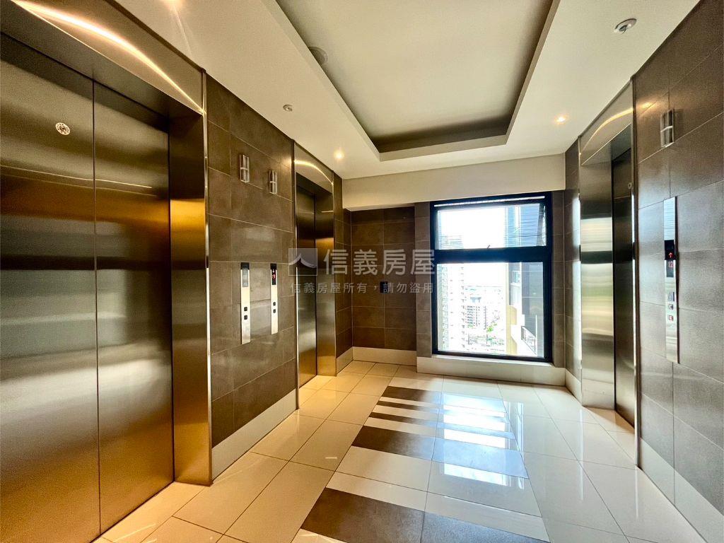 專約精緻裝潢河景萬花園房屋室內格局與周邊環境