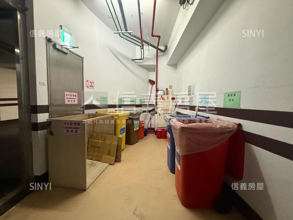 高大上★迎東湖四房雙車位房屋室內格局與周邊環境