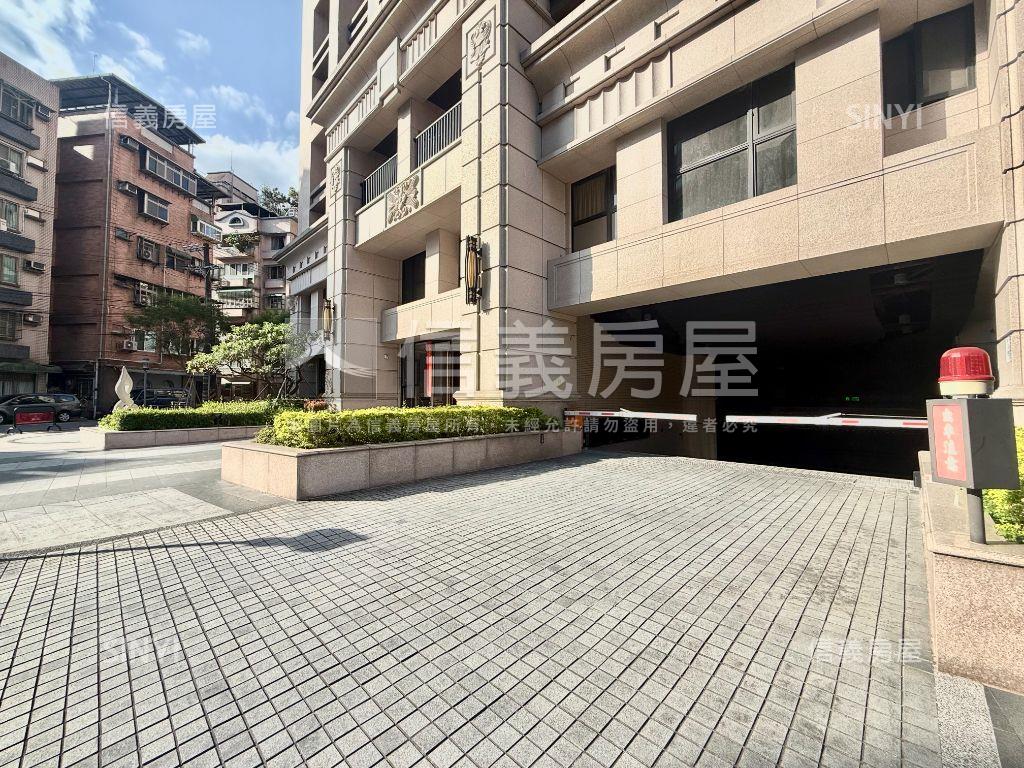 高大上★迎東湖四房雙車位房屋室內格局與周邊環境