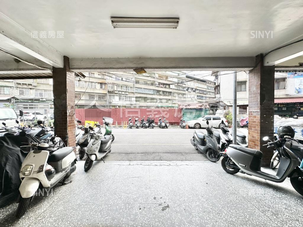 江子翠金店面民治街大面寬房屋室內格局與周邊環境
