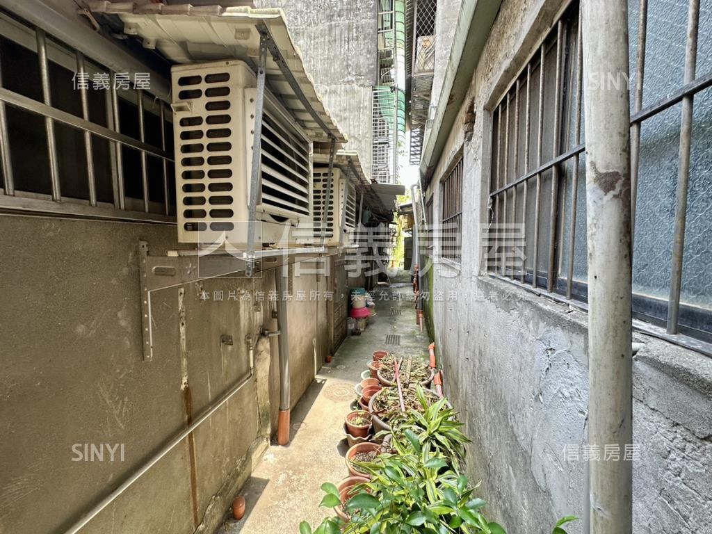 江子翠金店面民治街大面寬房屋室內格局與周邊環境