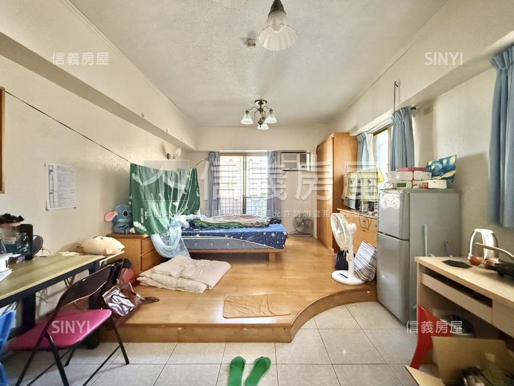 近南應大邊間採光大套房房屋室內格局與周邊環境