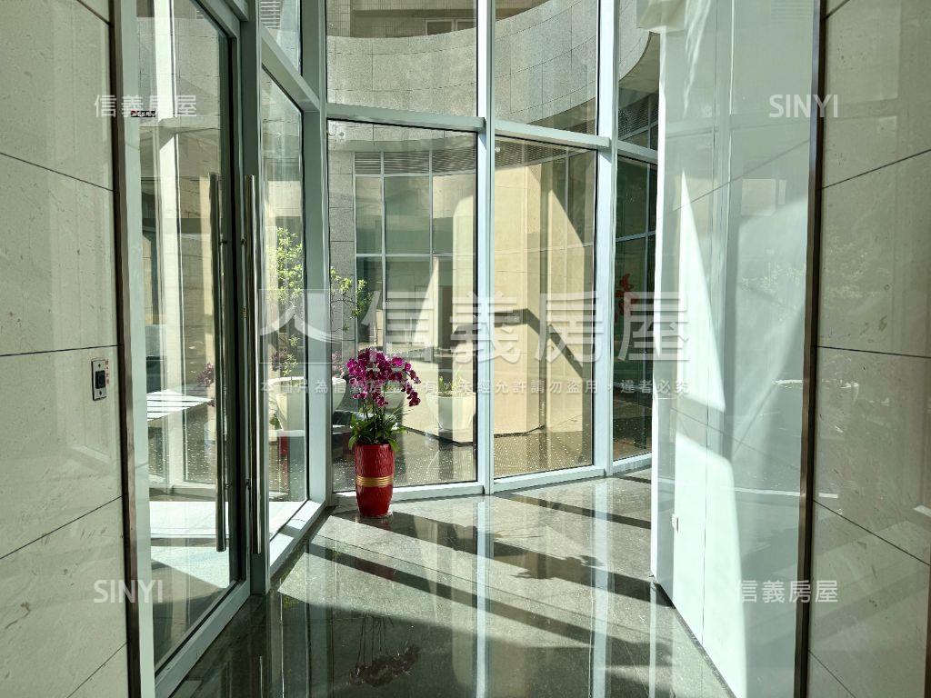 新店豪宅養心殿房屋室內格局與周邊環境