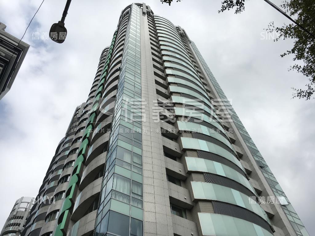 新店豪宅養心殿房屋室內格局與周邊環境