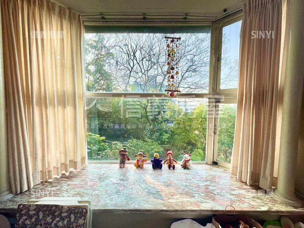 花園新城景觀庭院一樓房屋室內格局與周邊環境