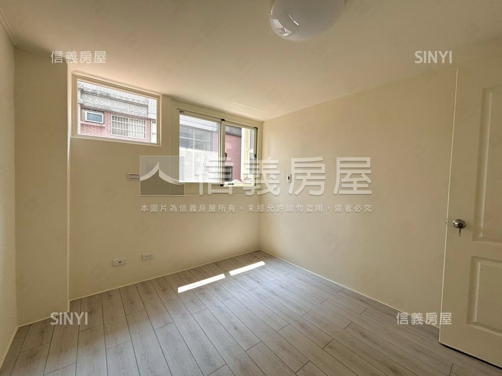 高第大廈●次頂樓裝潢好宅房屋室內格局與周邊環境