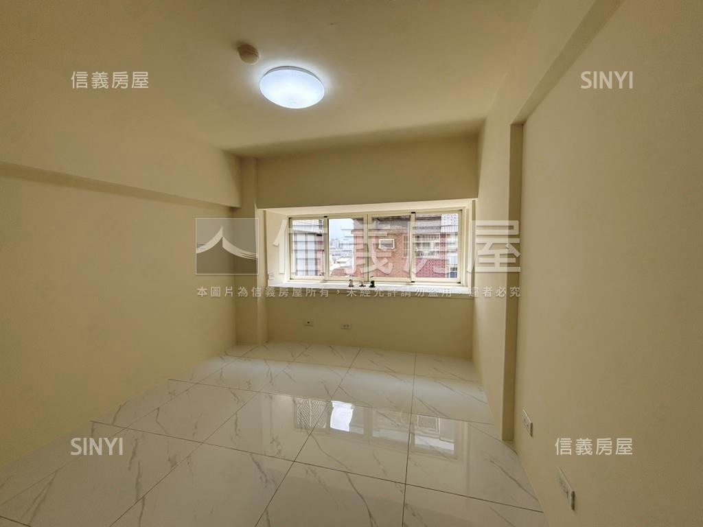 高第大廈●次頂樓裝潢好宅房屋室內格局與周邊環境