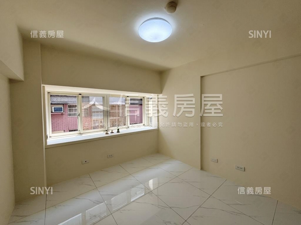 高第大廈●次頂樓裝潢好宅房屋室內格局與周邊環境