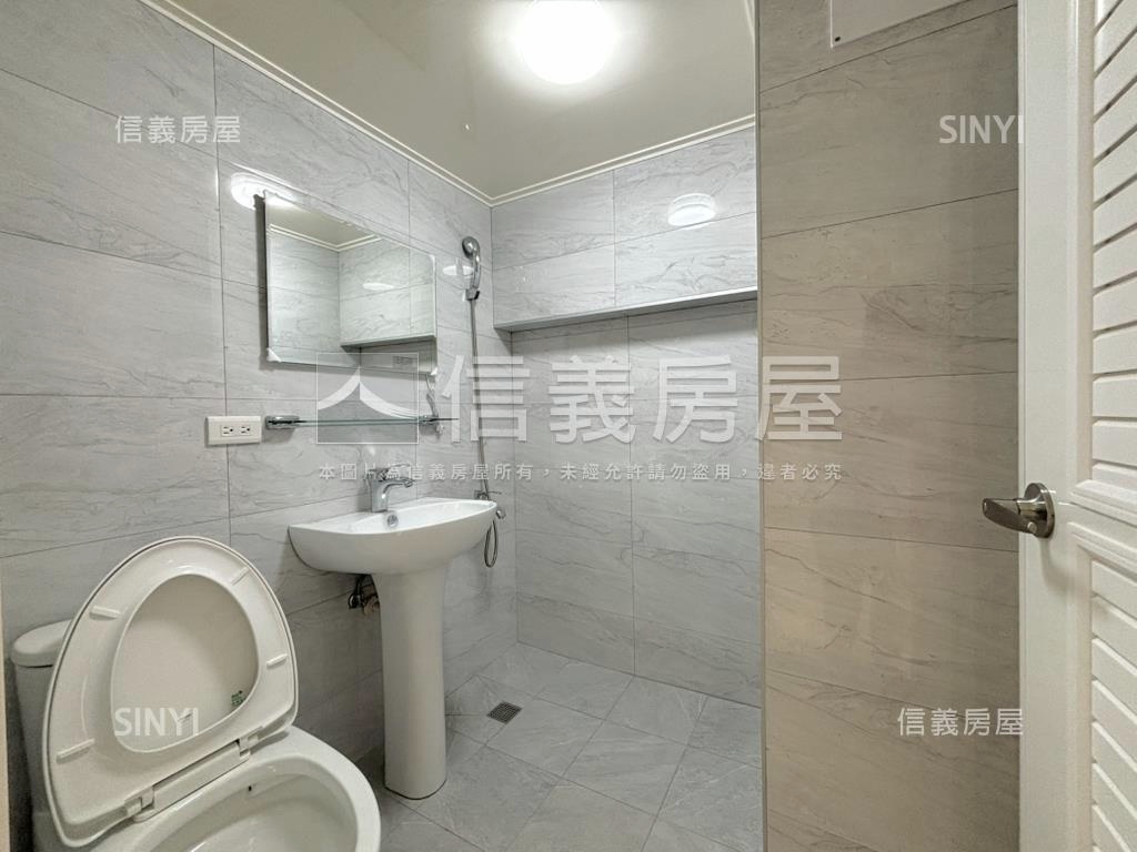 高第大廈●次頂樓裝潢好宅房屋室內格局與周邊環境