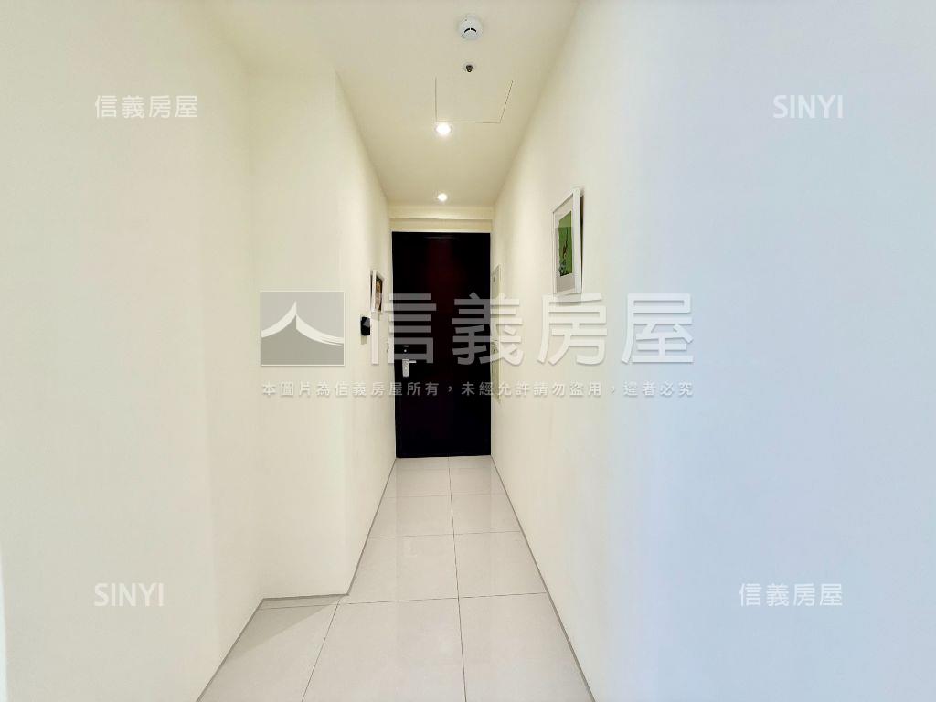 亞昕一見山巒三房雙車位房屋室內格局與周邊環境
