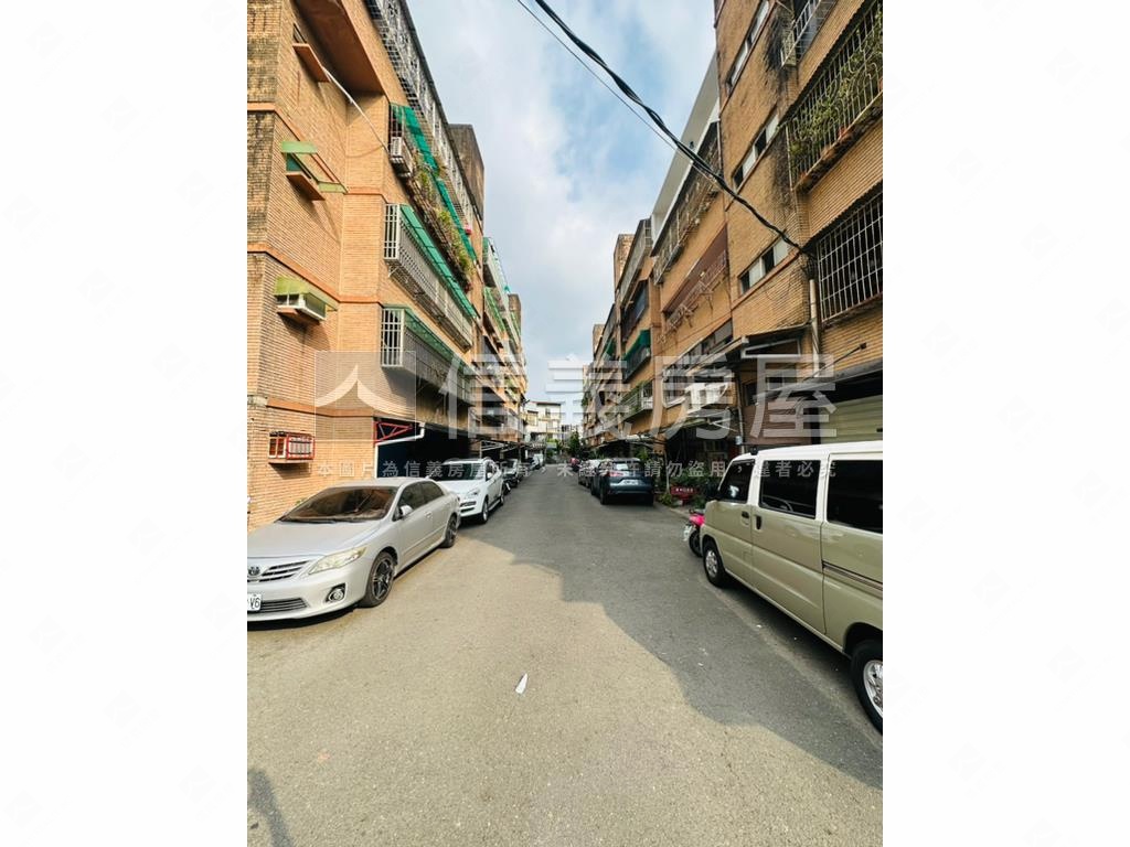 近平實大空間公寓房屋室內格局與周邊環境