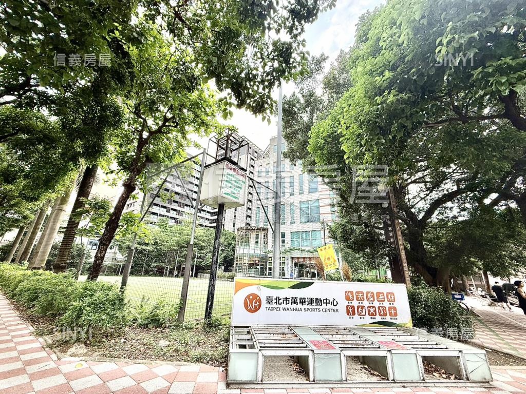 西門北門站採光四房電梯房屋室內格局與周邊環境