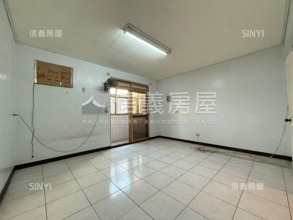 菓林透天店面房屋室內格局與周邊環境