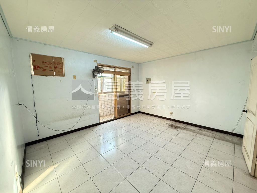 菓林透天店面房屋室內格局與周邊環境