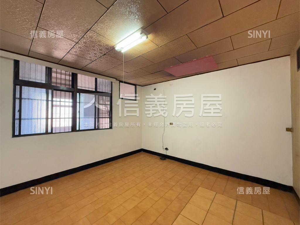 近交流道和平路透天房屋室內格局與周邊環境