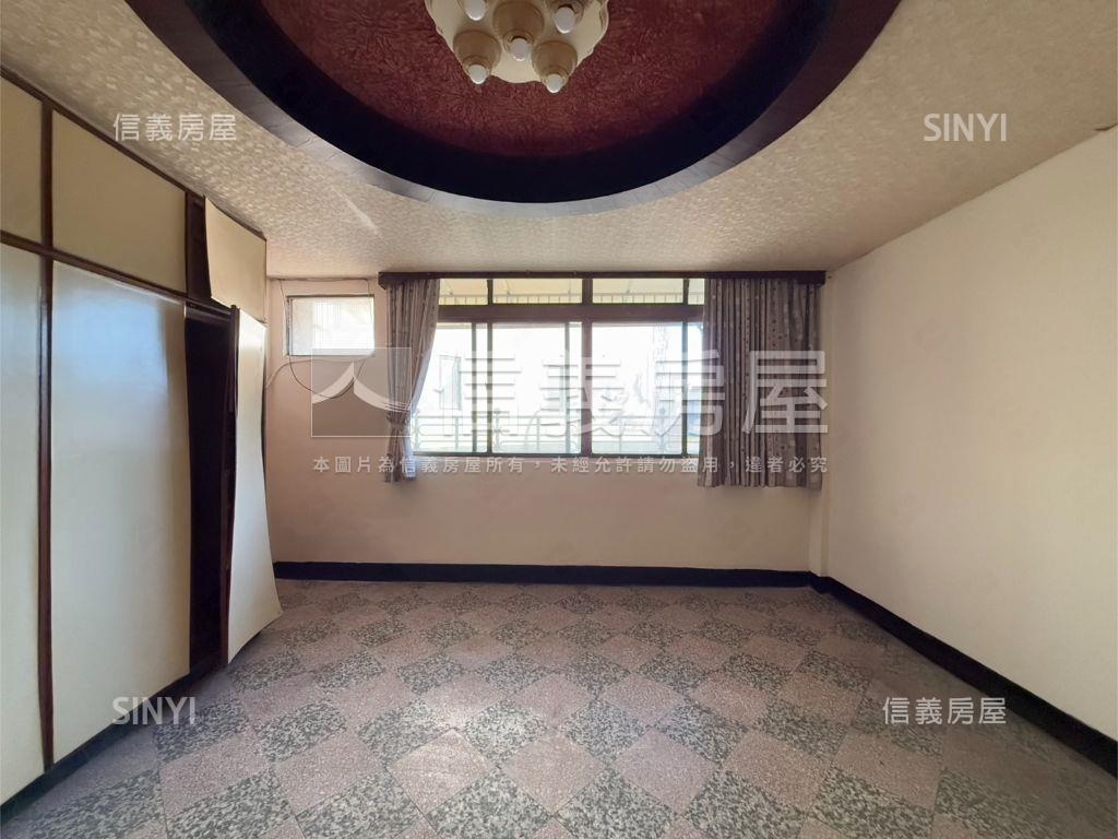 近交流道和平路透天房屋室內格局與周邊環境