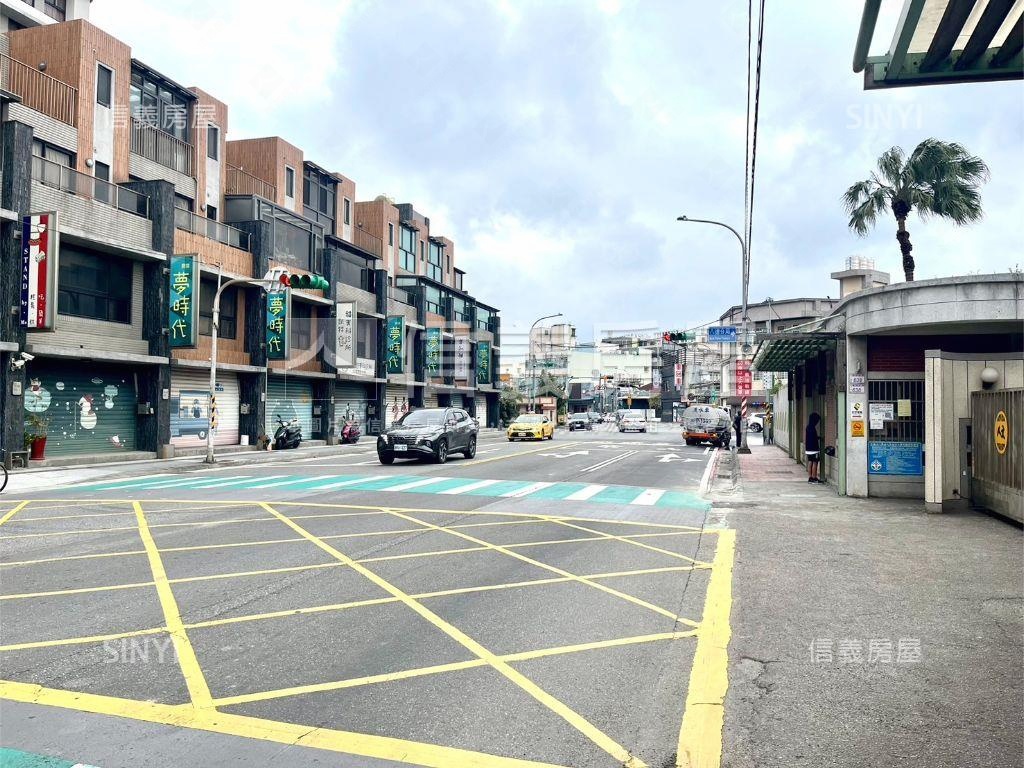 近交流道和平路透天房屋室內格局與周邊環境