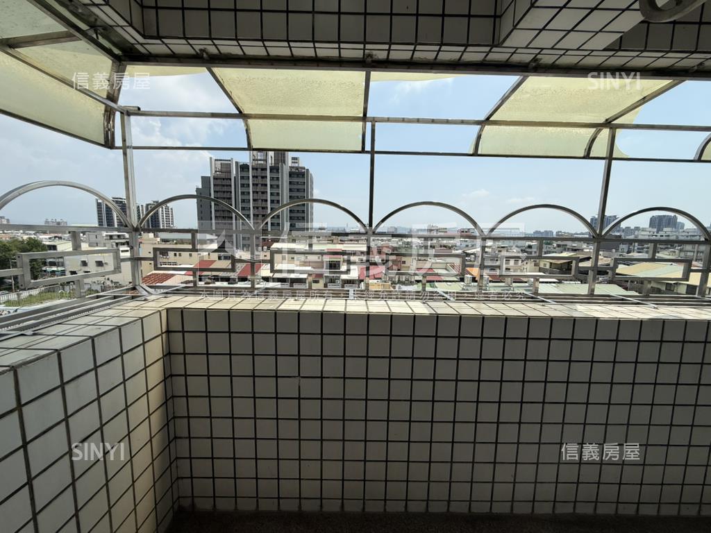南屯三面採光邊間三房房屋室內格局與周邊環境
