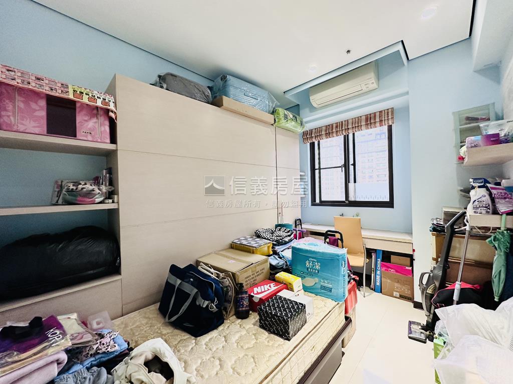 當代精美低總價三房車位房屋室內格局與周邊環境