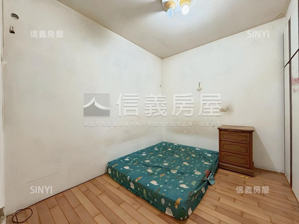 在找汐止城心的公寓嗎？房屋室內格局與周邊環境