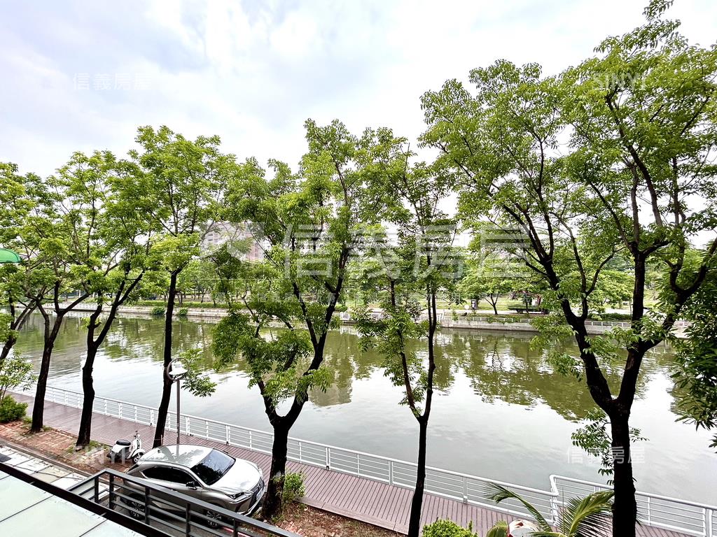 面河景首排車庫透天房屋室內格局與周邊環境