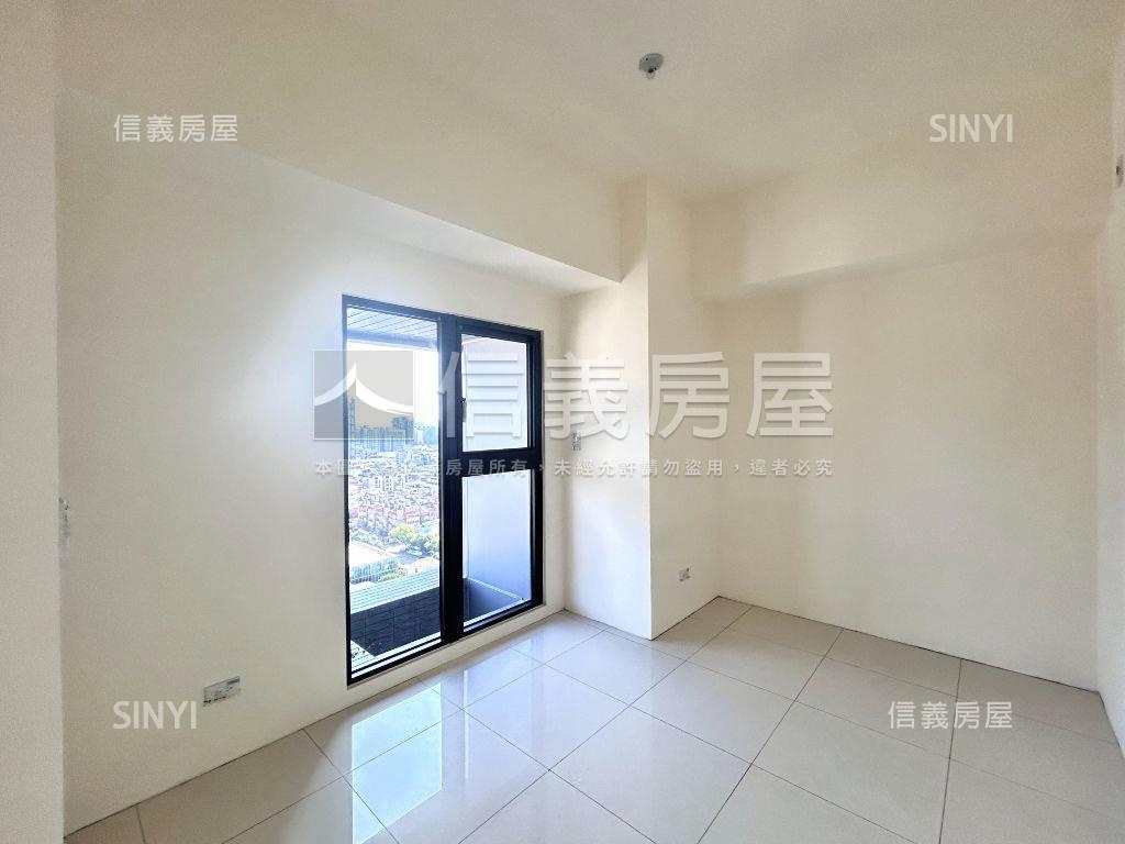 市政１號院高樓視野美宅房屋室內格局與周邊環境