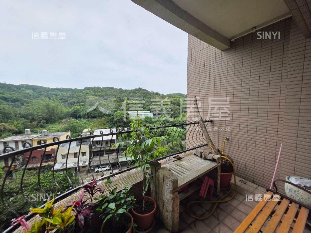 面山豪景四季三房雙車位房屋室內格局與周邊環境