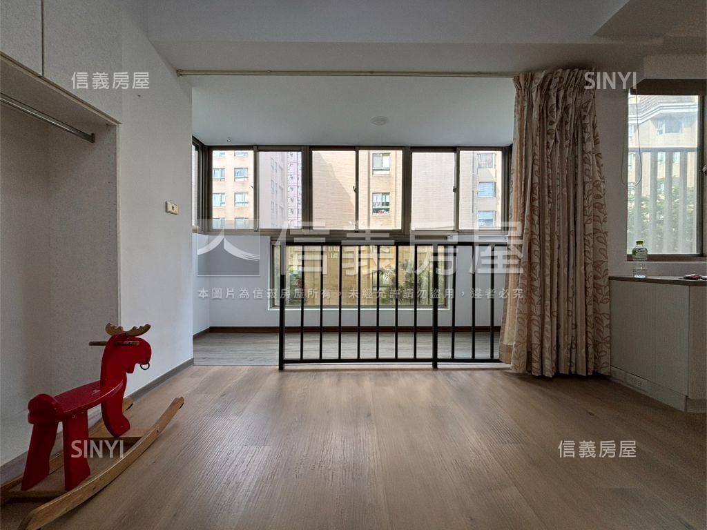 免整理入住的兩房美宅房屋室內格局與周邊環境