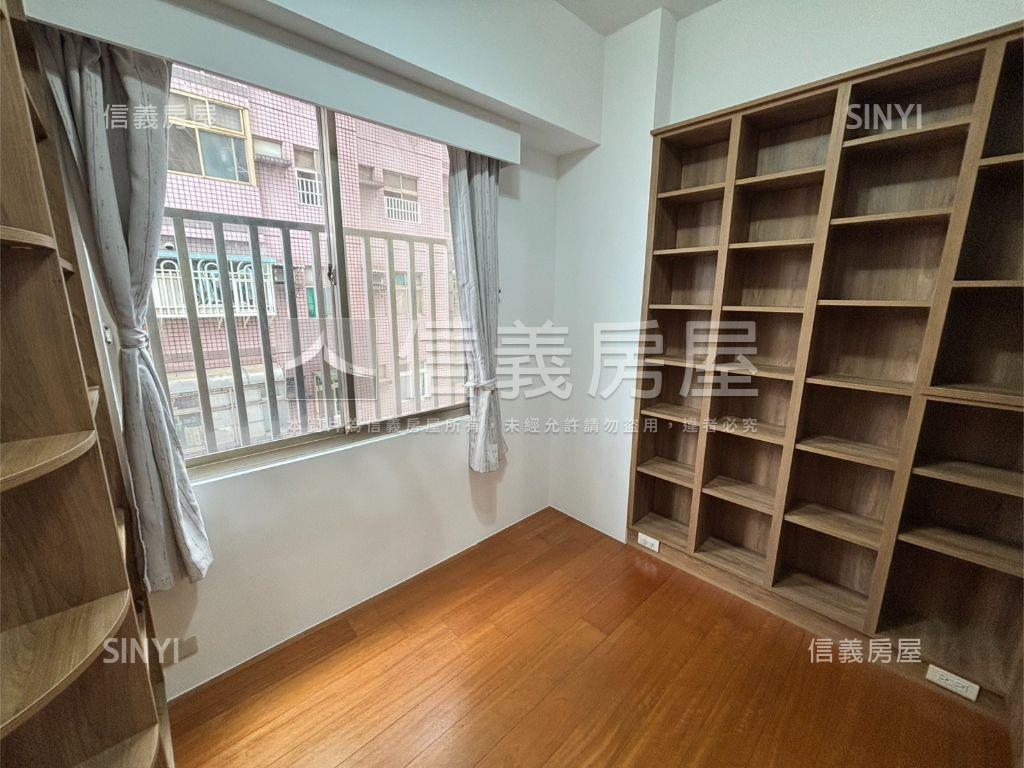 免整理入住的兩房美宅房屋室內格局與周邊環境