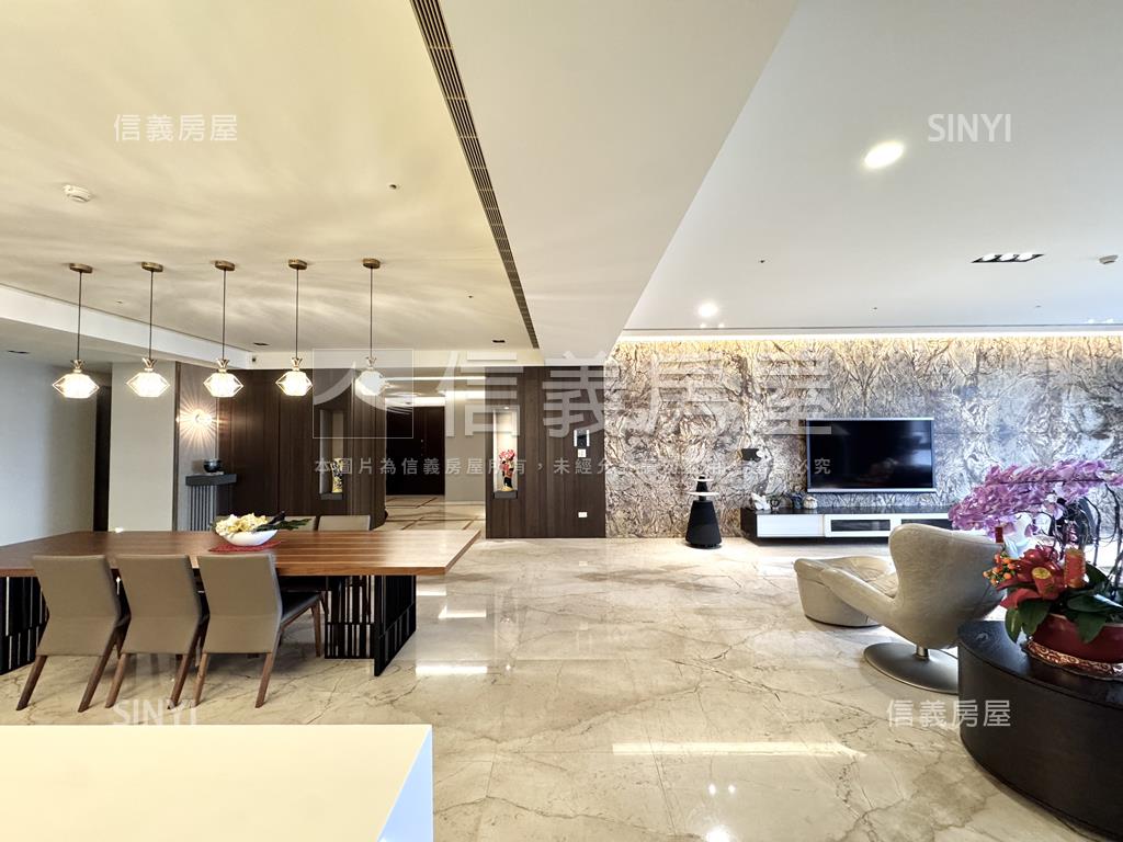 市府特區．精裝豪邸房屋室內格局與周邊環境