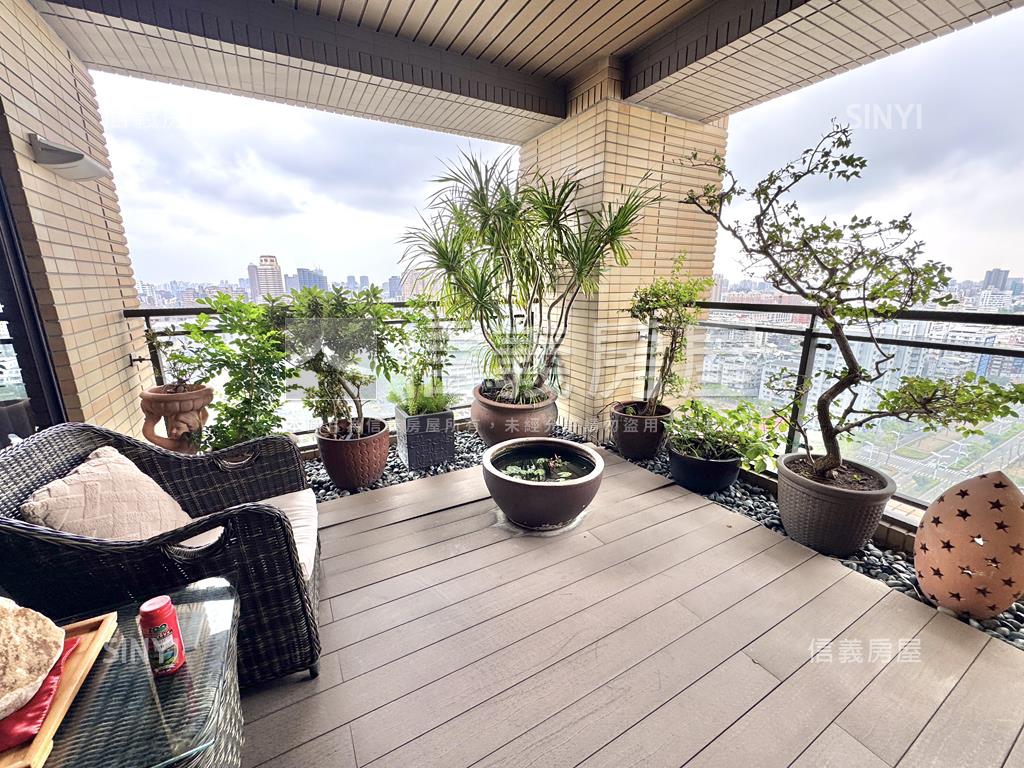 市府特區．精裝豪邸房屋室內格局與周邊環境