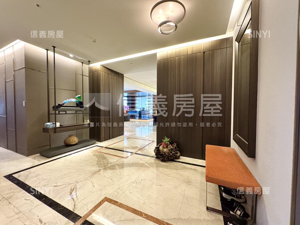 市府特區．精裝豪邸房屋室內格局與周邊環境