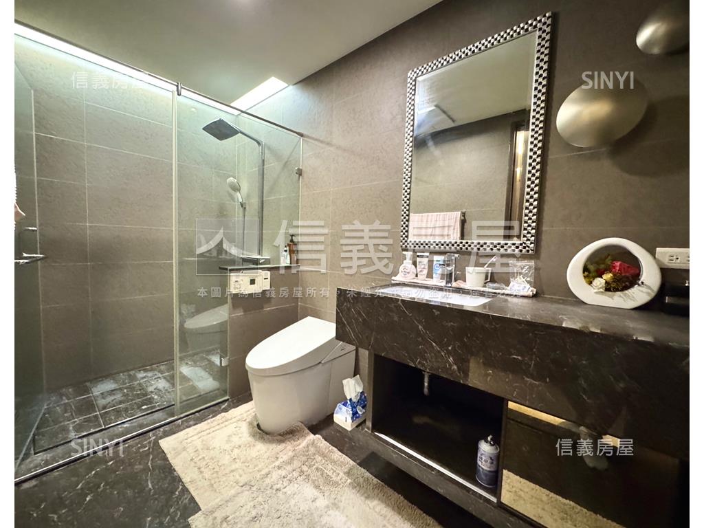 市府特區．精裝豪邸房屋室內格局與周邊環境