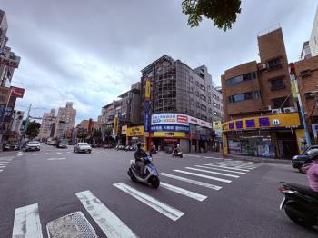 中原路面寬金店面