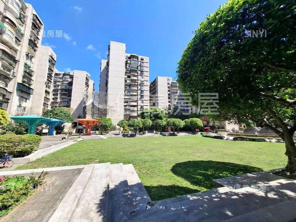 捷運南京復興景觀高樓３房房屋室內格局與周邊環境