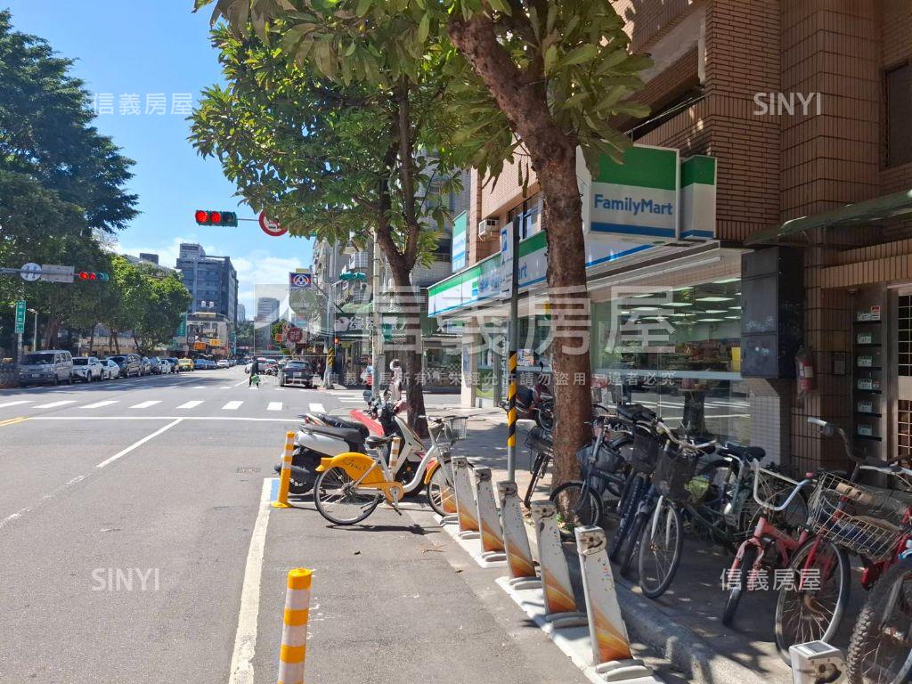 捷運南京復興景觀高樓３房房屋室內格局與周邊環境