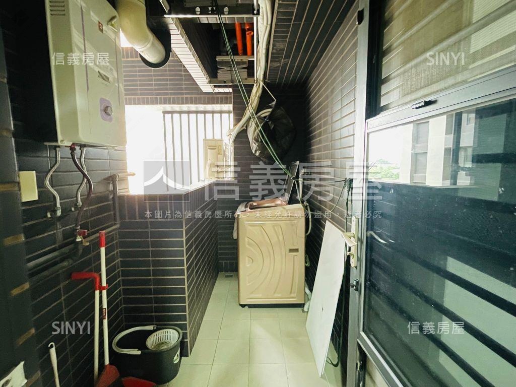 堅山三川漂亮三房平車房屋室內格局與周邊環境